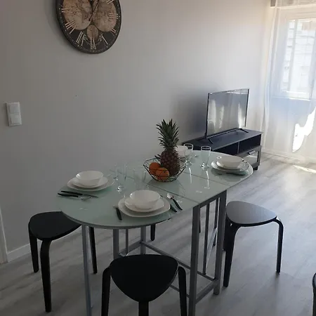 T1 Confortable A Ajuda - Proche Belem, Tram, Bus,centre Lejlighed